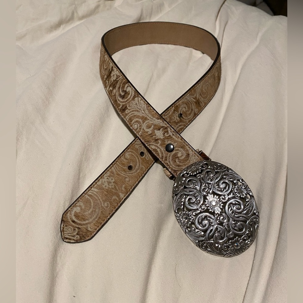 Small Ariat Cowhide Belt